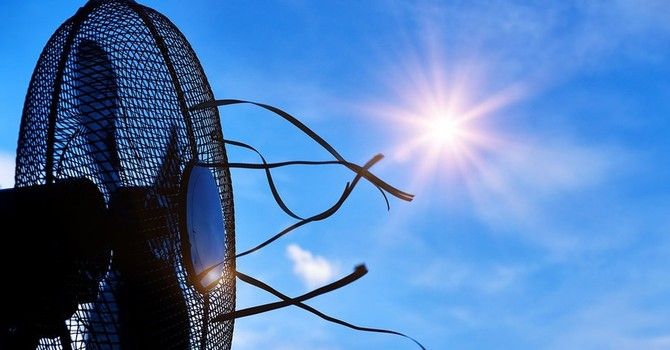 Meteo: temporali stanotte, poi arriva l'estate