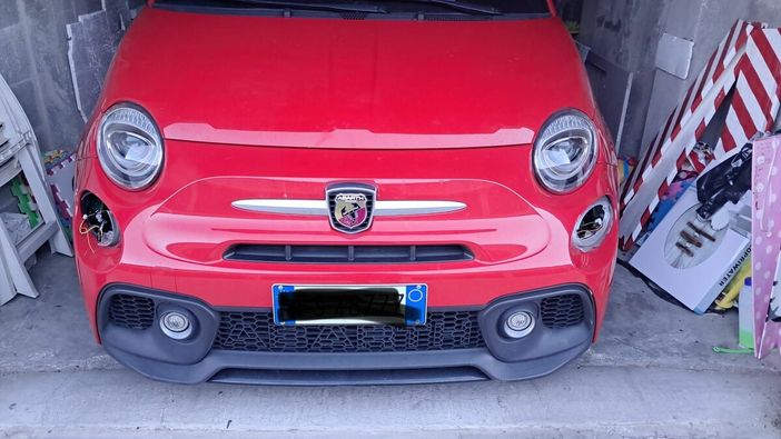 Alcuni dei veicoli rubati e danneggiati nel deposito Gtt