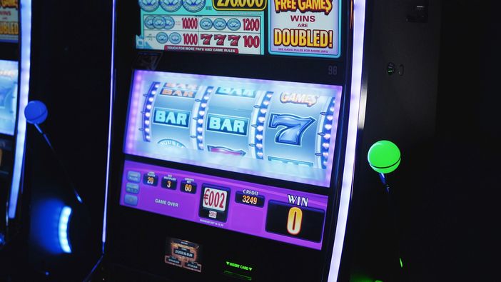 Le slot machine online: il boom del gioco (quasi) senza azzardo