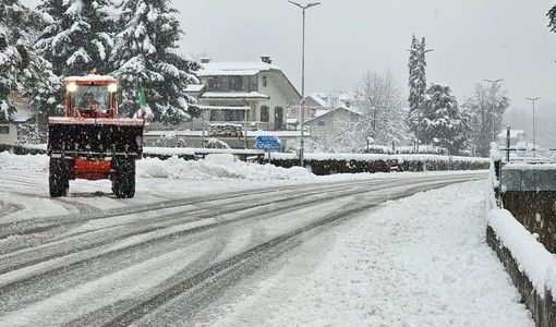 Meteo, Cirio: "Massima prudenza. La neve bagnata è molto pericolosa"