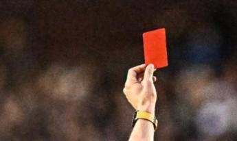 Arbitra di 17 anni aggredita in Sardegna, interviene l'Aia: "Superato ogni limite"