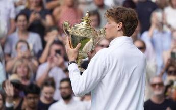 Buonfiglio esalta Sinner: "Lui magnifico, tutti lo vorremmo come nipote" Buonfiglio esalta Sinner: "Lui magnifico, tutti lo vorremmo come nipote"