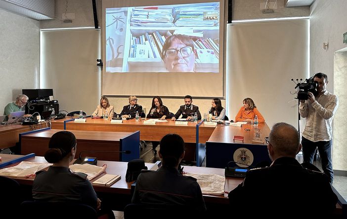 A Rivoli già nove comunicazioni per stalking nel 2025: torna l'evento sulla violenza di genere "Innamòrati di Te"