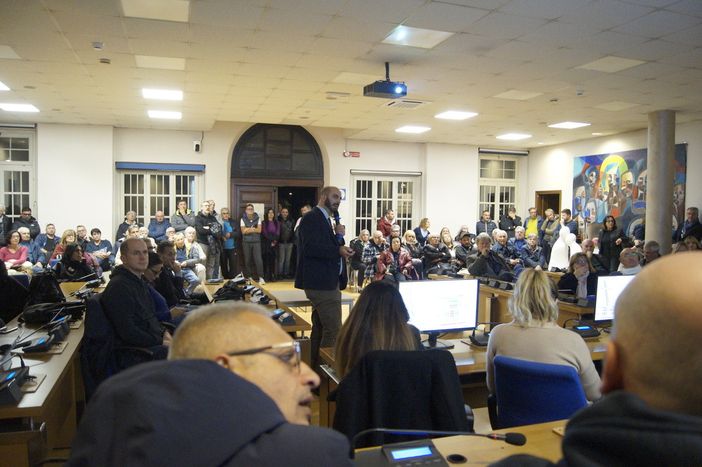 L'incontro nella sala consiliare