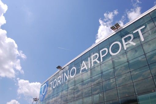 Da dicembre l'aeroporto di Caselle si collegherà con Porta Susa: treni ogni 30 minuti Da dicembre l'aeroporto di Caselle si collegherà con Porta Susa: treni ogni 30 minuti