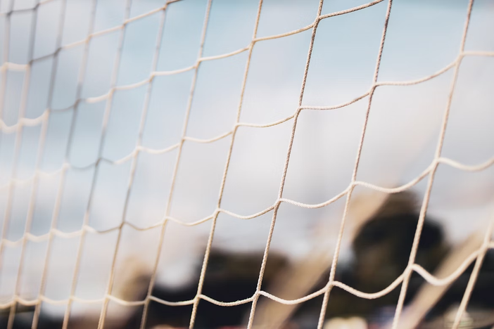 Novanta minuti a ovest: come si guarda il calcio da questa parte della città Novanta minuti a ovest: come si guarda il calcio da questa parte della città