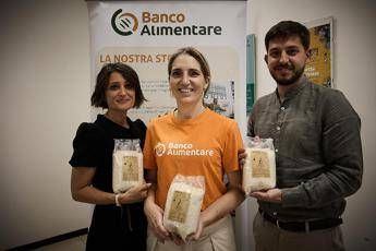 Sostenibilità, Nespresso e Banco Alimentare Toscana insieme per trasformare chicco caffè in chicco riso Sostenibilità, Nespresso e Banco Alimentare Toscana insieme per trasformare chicco caffè in chicco riso