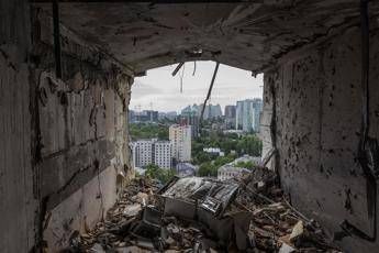 Ucraina, Russia attacca Odessa: pesanti raid e blackout. Kiev riconquista Kupiansk