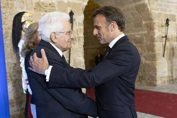 14 luglio, Mattarella a Macron: "Rapporto unico Francia-Italia, alleati vitali l'uno per l'altro" 14 luglio, Mattarella a Macron: "Rapporto unico Francia-Italia, alleati vitali l'uno per l'altro"