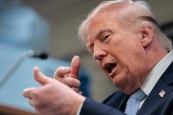 Usa-Iran, alta tensione verso colloqui. Trump: "Accordo non rispettato su Stretto di Hormuz" Usa-Iran, alta tensione verso colloqui. Trump: "Accordo non rispettato su Stretto di Hormuz"