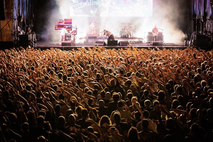 Flowers Festival da record, oltre 80mila spettatori trasformano Collegno nella capitale della musica Flowers Festival da record, oltre 80mila spettatori trasformano Collegno nella capitale della musica