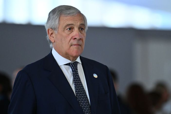 Ucraina, Tajani “Per fermare Putin servono sanzioni finanziarie” Ucraina, Tajani “Per fermare Putin servono sanzioni finanziarie”