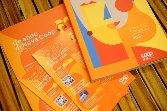 copertine di documenti copertine di documenti