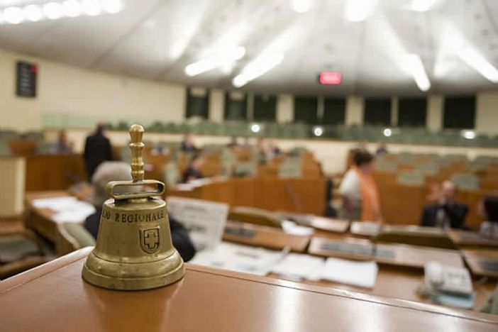 Regione, al via in aula la discussione sulla variazione Bilancio: legge approvata in serata Regione, al via in aula la discussione sulla variazione Bilancio: legge approvata in serata