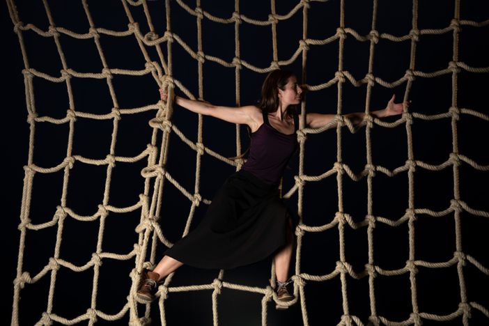 Il primo spettacolo dal vivo per Cirko Vertigo ispirato alle donne di Isabel Allende