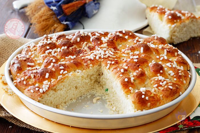 focaccia della befana in un piatto