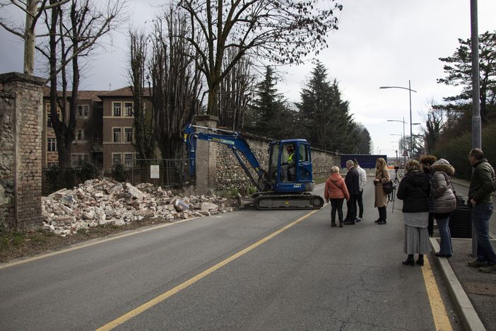 lavori al muro di collegno