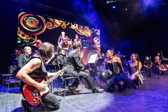 QUEEN AT THE OPERA, al teatro Alfieri QUEEN AT THE OPERA, al teatro Alfieri