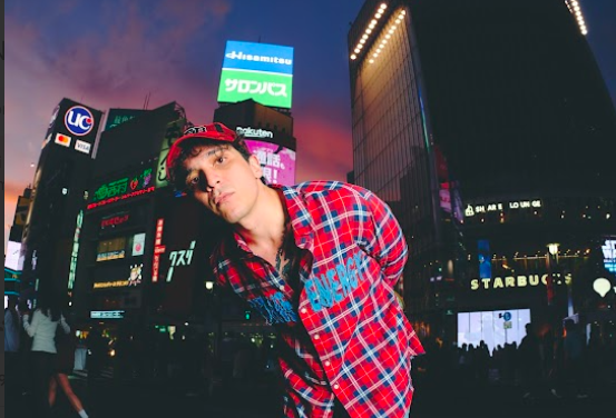 Tananai torna a Torino per il Flowers Festival: "Cantare al concerto di San Giovanni mi ha dato la carica per il tour" [INTERVISTA]