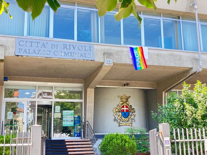 Rivoli non spegne i riflettori su Gaza: la città rinnova l'impegno per la pace Rivoli non spegne i riflettori su Gaza: la città rinnova l'impegno per la pace