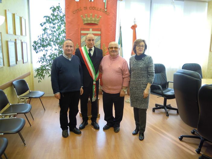 Collegno, il sindaco Casciano ha incontrato alcuni cittadini disabili visivi