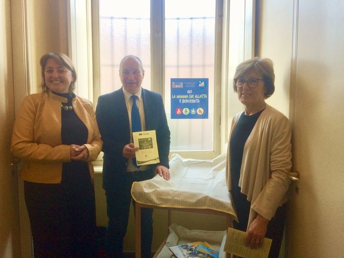 Collegno, un Baby-pit-stop in biblioteca per dare il benvenuto a mamma e papà