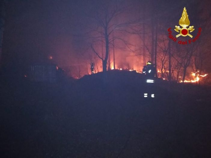 Incendi boschivi, in Piemonte è di nuovo allerta