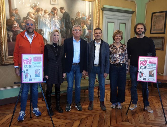 Con “VETRINE in MOSTRA” Chivasso diventa una Galleria d’Arte a Misura di Passante Con “VETRINE in MOSTRA” Chivasso diventa una Galleria d’Arte a Misura di Passante