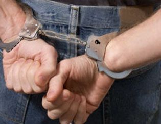 Due persone sono state arrestate