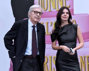 Caso Sgarbi, la figlia Evelina torna oggi a Verissimo: gli ultimi sviluppi