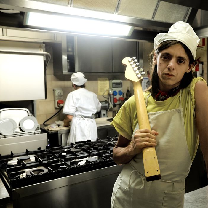 Lucio Corsi dal palco del Festival di Sanremo, al Teatro Concordia di Venaria Reale Lucio Corsi dal palco del Festival di Sanremo, al Teatro Concordia di Venaria Reale