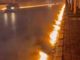 Petrolio finisce nelle fogne, strade di Teheran in fiamme dopo i raid