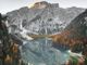 Turisti salvati sul Lago di Braies, l'appello dei soccorritori: "Non camminate sul ghiaccio" Turisti salvati sul Lago di Braies, l'appello dei soccorritori: "Non camminate sul ghiaccio"