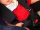 Nuoro, lasciano la bimba di sei mesi nell'auto e vanno a fare la spesa: denunciati due turisti
