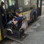 Bus 33, la fermata di via Asiago sotto accusa: "Accesso complicato ai bus per i disabili"