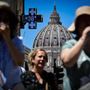 L'Italia torna a scaldarsi, oggi 12 bollini gialli. Domani 9 città in allerta arancione L'Italia torna a scaldarsi, oggi 12 bollini gialli. Domani 9 città in allerta arancione