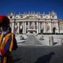 La salute dei Papi, da Giovanni Paolo I a Bergoglio: interventi, malattie e ricoveri degli ultimi pontefici