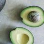 Avocado, tutto su questo superfood: pochi zuccheri, tanto potassio e aiuta il cuore