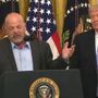 Trump, show alla Casa Bianca con la star di 'Affari di famiglia'