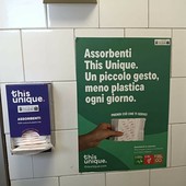 A Collegno dispenser gratuiti di assorbenti nelle scuole e nelle sedi comunali A Collegno dispenser gratuiti di assorbenti nelle scuole e nelle sedi comunali