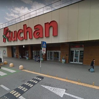 Ultimo giorno di Auchan Rivoli, in attesa del subentro di Conad