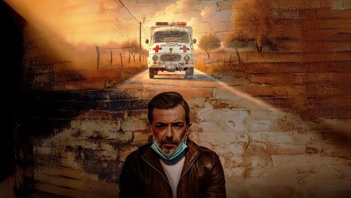 Collegno, sul palco dell'Arpino "L'Armata Spaccamattoni": uno spettacolo tra ironia e realtà