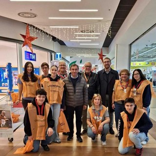 Collegno fa rima con solidarietà: raccolte oltre 10 tonnellate di generi alimentari