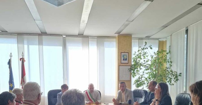 Un patto per tutelare i defibrillatori di Collegno Un patto per tutelare i defibrillatori di Collegno