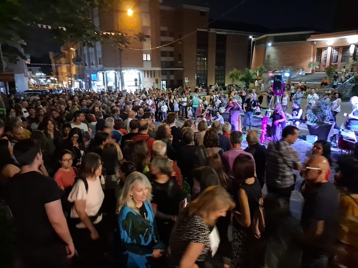 L’inizio dell’estate a Rivoli si festeggia con la Festa della Musica L’inizio dell’estate a Rivoli si festeggia con la Festa della Musica