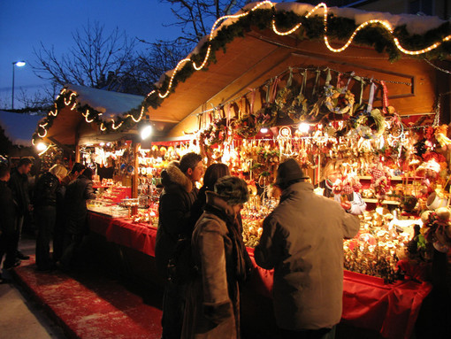 Ad Alpignano arriva "Natale in Luce" Ad Alpignano arriva "Natale in Luce"