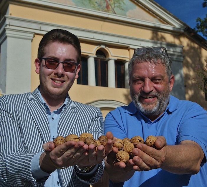 Villanova Solaro: cinque giorni di Festa per la Noce Villanova Solaro: cinque giorni di Festa per la Noce