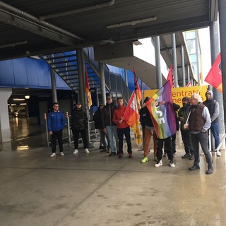 Immagine d'archivio di uno sciopero all'Ikea di Collegno