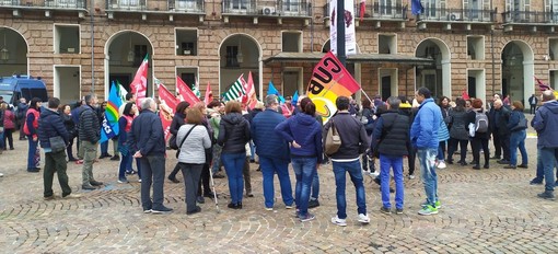 Torino, sciopero dei dipendenti Auchan contro la nuova proprietà Conad