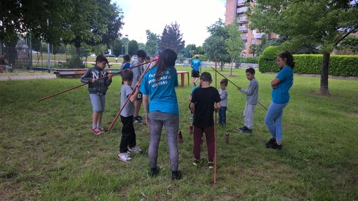 E’ partito oggi il tour verde di animazione per bambini nei parchi di Grugliasco grazie ad oltre trenta volontari